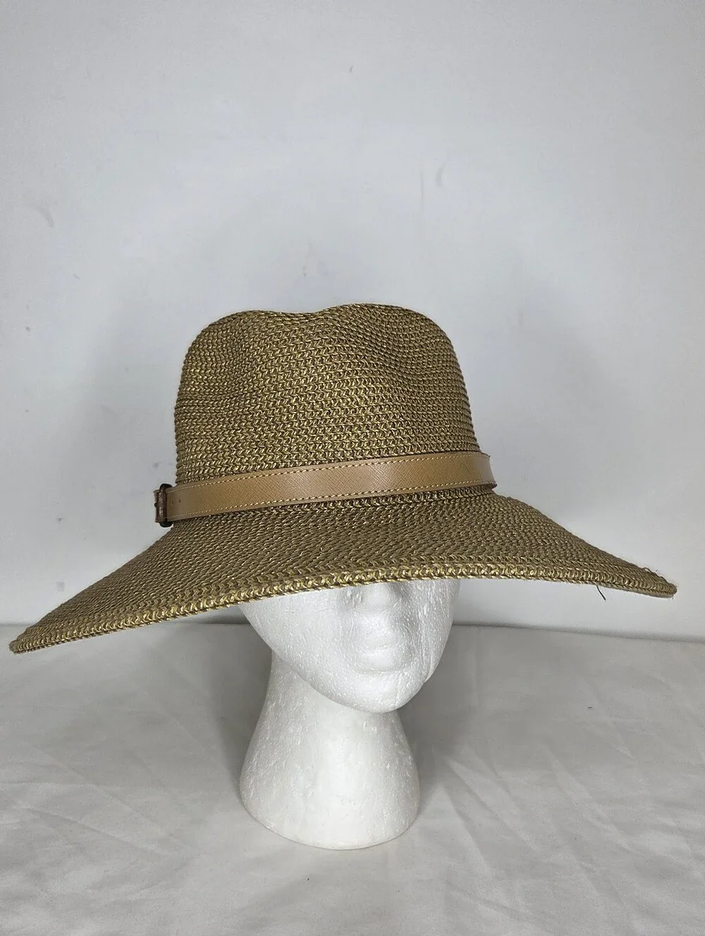 Scala OS Womens Hat Gold Paper Braided Straw with Tan Leather Band